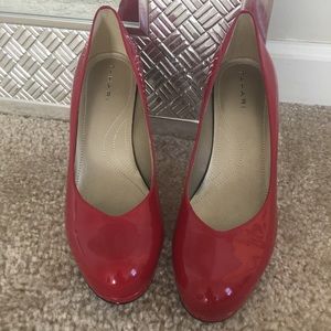 Tahari red heels